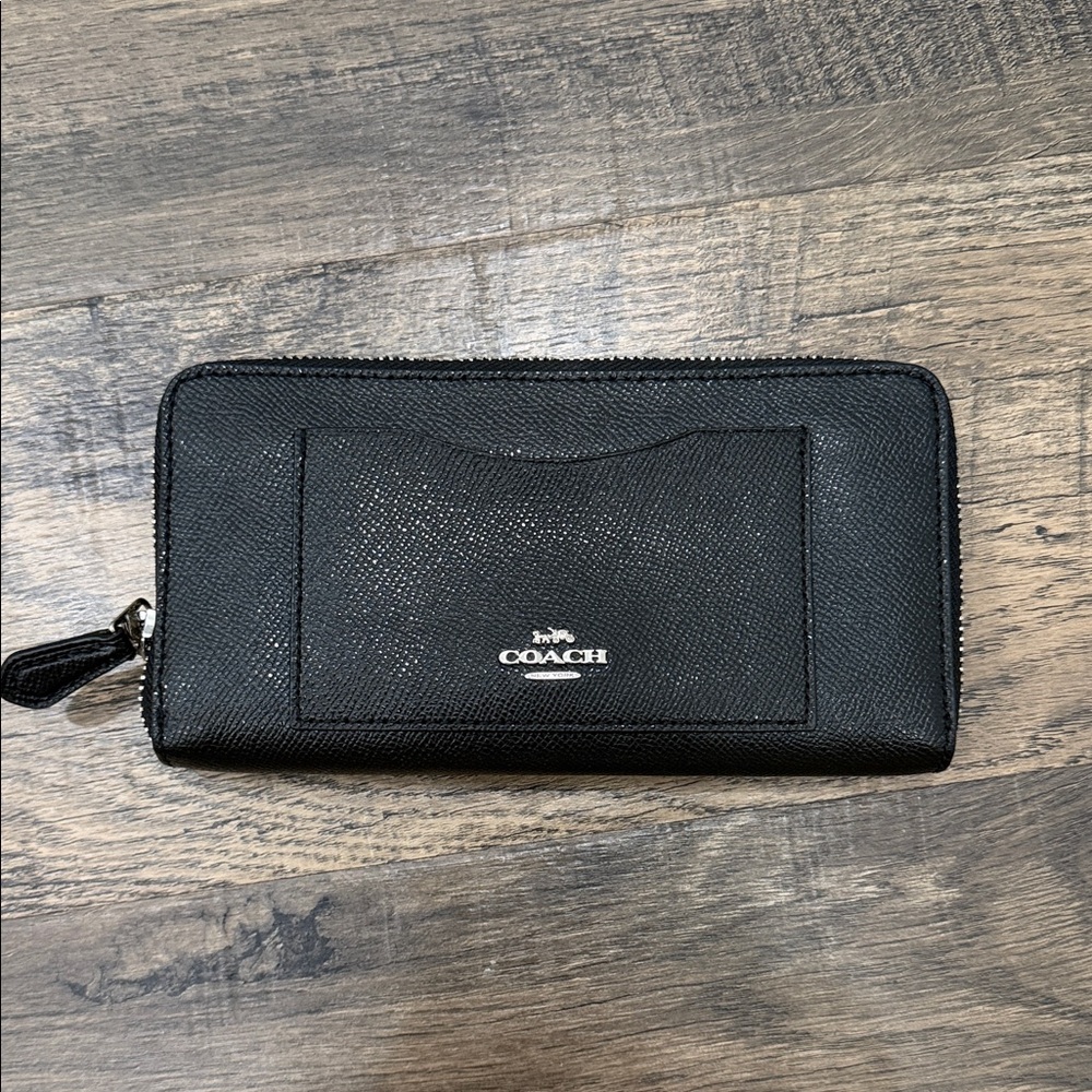 Coach Textured Black zippered Wallet